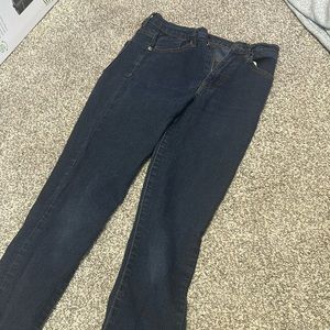 Forever 21 dark wash skinny jeans